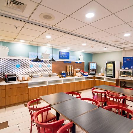 Holiday Inn Express Philadelphia Ne - Langhorne By Ihg Exterior foto